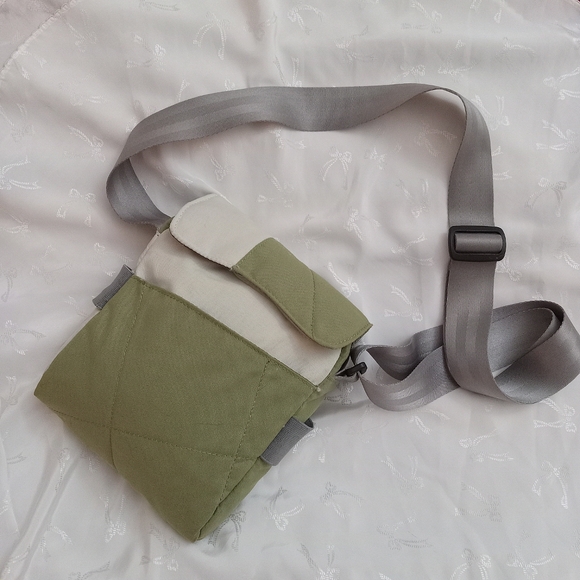 Canvas crossbody messager bag - Picture 1 of 8